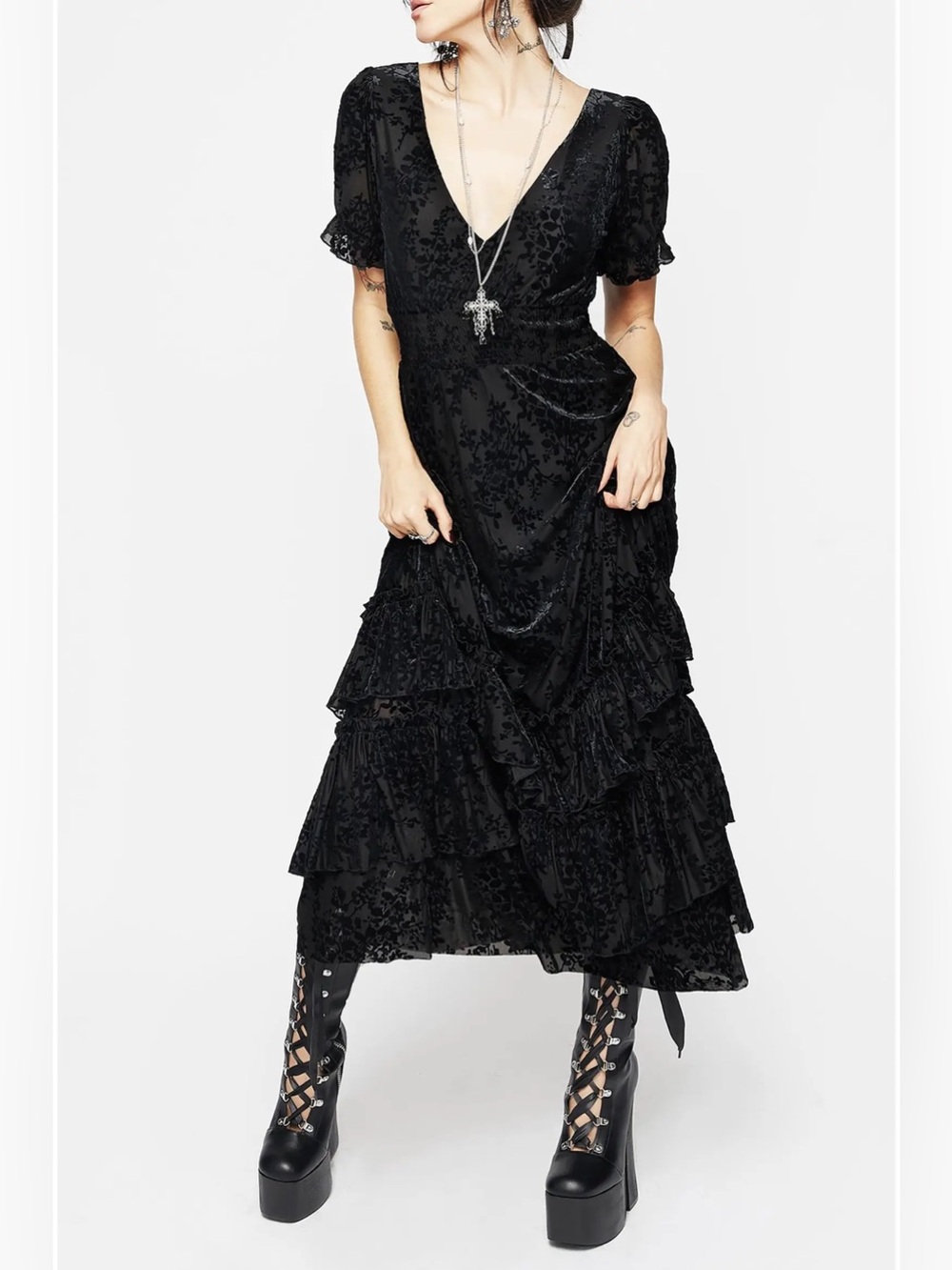 NWT Disturbia Lilias Devoré Tiered Maxi Dress Black Floral Velvet Burnout US 14